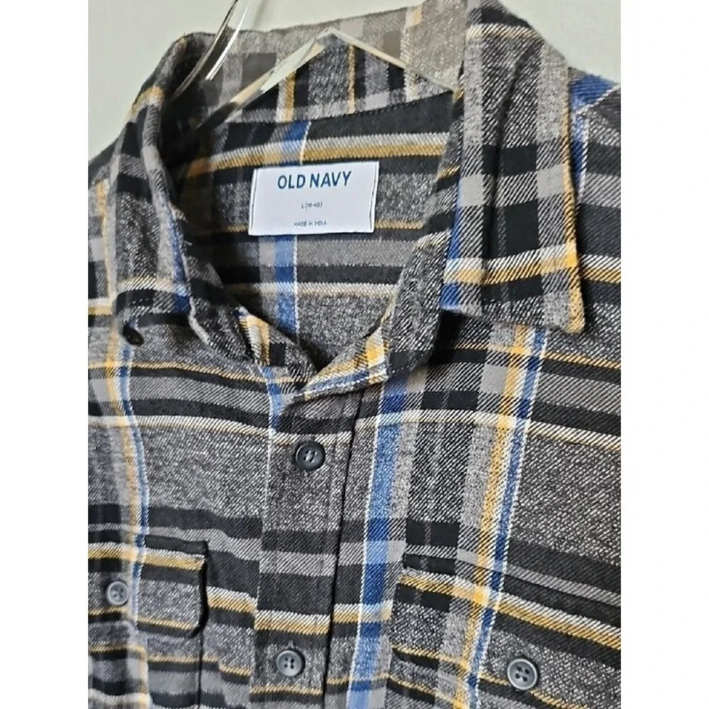 Old Navy Boys Large Plaid Flannel Button Down Shirt Gray Blue Yellow Cotton